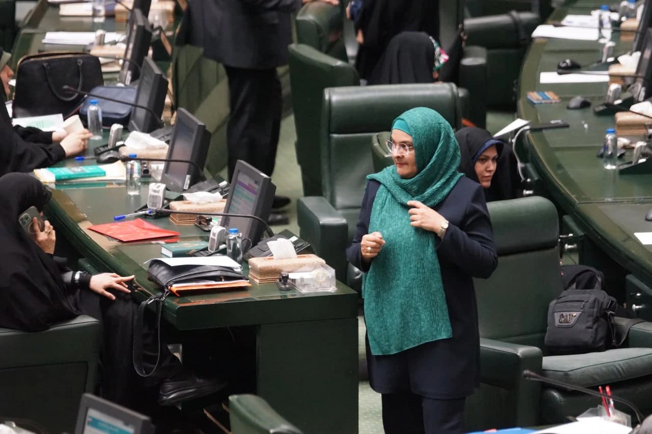 نشست علنی مجلس شورای اسلامی 15 مهر 404 — تصویر 8