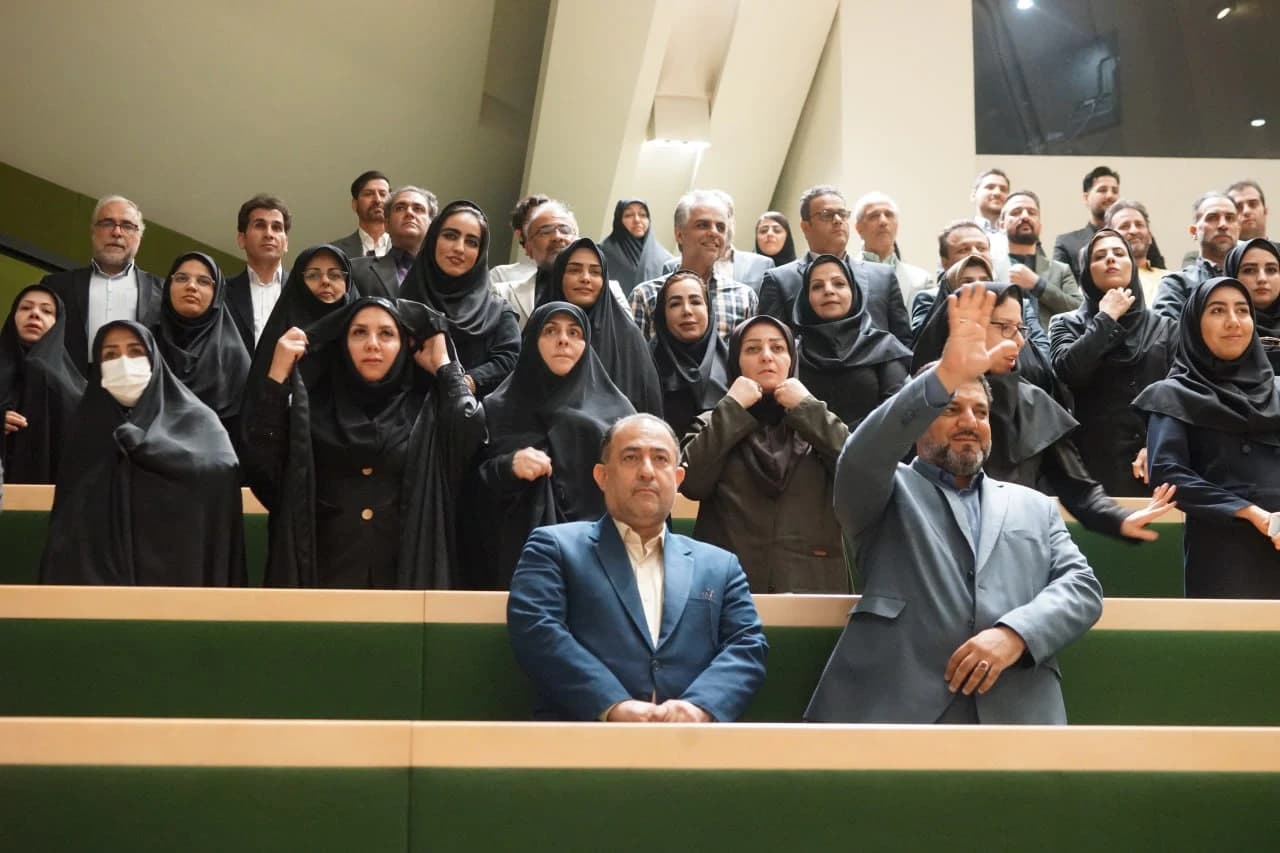 نشست علنی مجلس شورای اسلامی 15 مهر 404 — تصویر 1