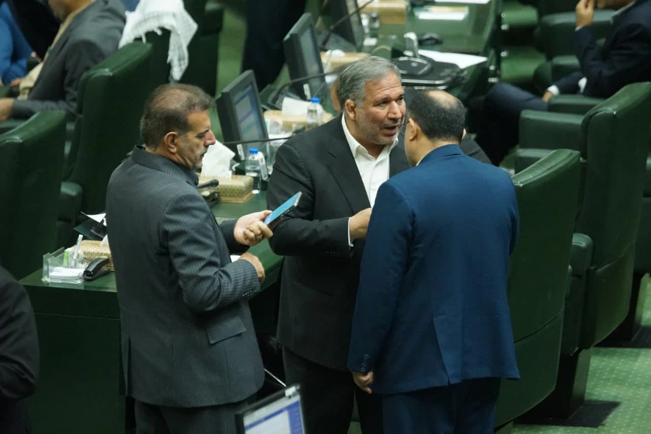 نشست علنی مجلس شورای اسلامی 15 مهر 404 — تصویر 14