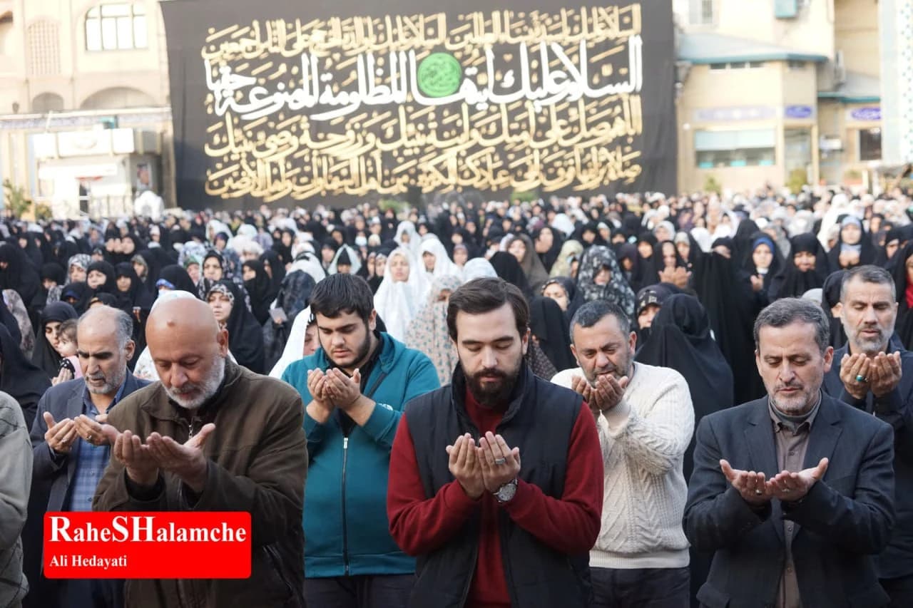 اقامه نماز طلب باران در ایران و امامزاده صالح(ع) تجریش تهران برگزار شد +تصاویر — تصویر 38