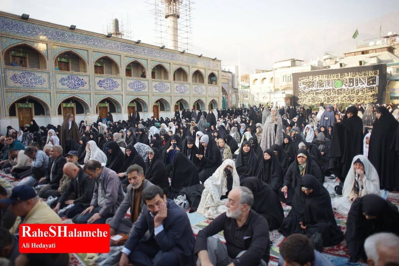 اقامه نماز طلب باران در ایران و امامزاده صالح(ع) تجریش تهران برگزار شد +تصاویر — تصویر 31