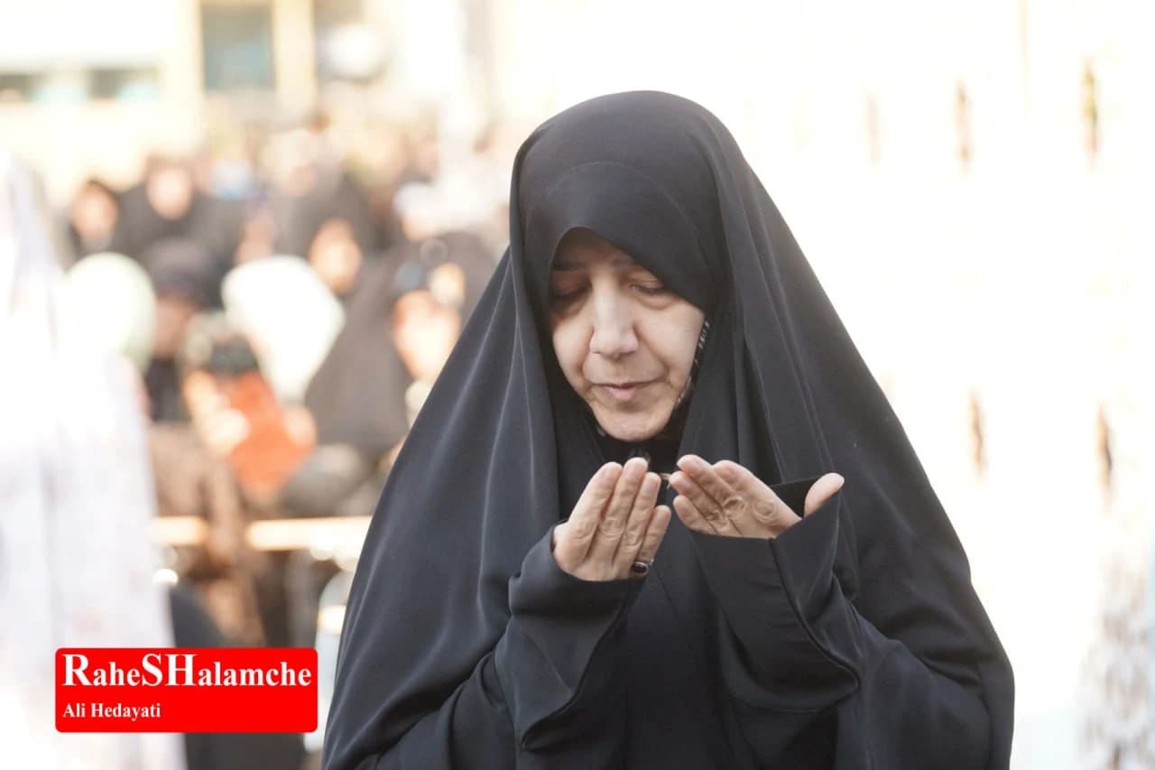 اقامه نماز طلب باران در ایران و امامزاده صالح(ع) تجریش تهران برگزار شد +تصاویر — تصویر 12