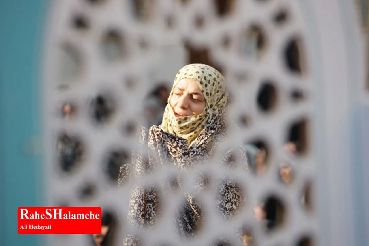 اقامه نماز طلب باران در ایران و امامزاده صالح(ع) تجریش تهران برگزار شد +تصاویر — تصویر 20