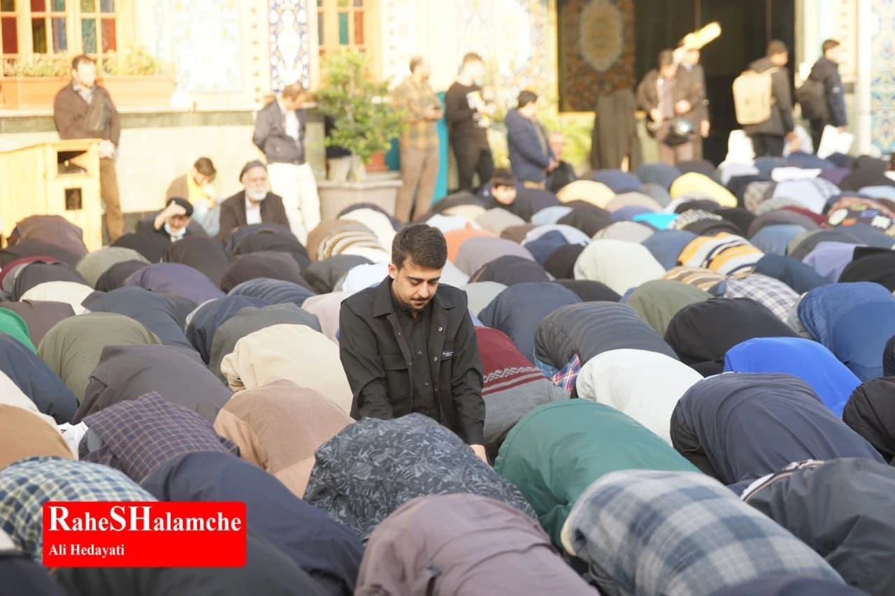 اقامه نماز طلب باران در ایران و امامزاده صالح(ع) تجریش تهران برگزار شد +تصاویر — تصویر 66