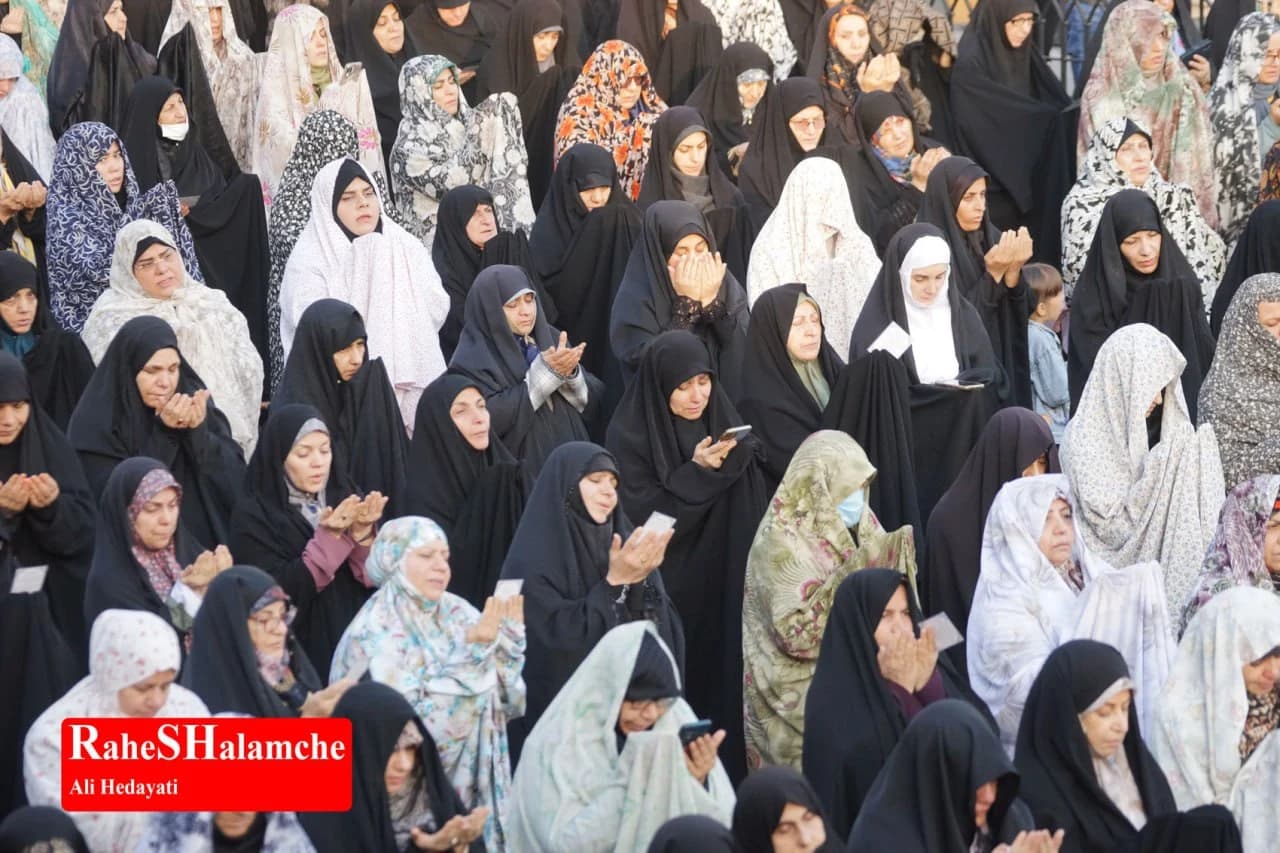اقامه نماز طلب باران در ایران و امامزاده صالح(ع) تجریش تهران برگزار شد +تصاویر — تصویر 49