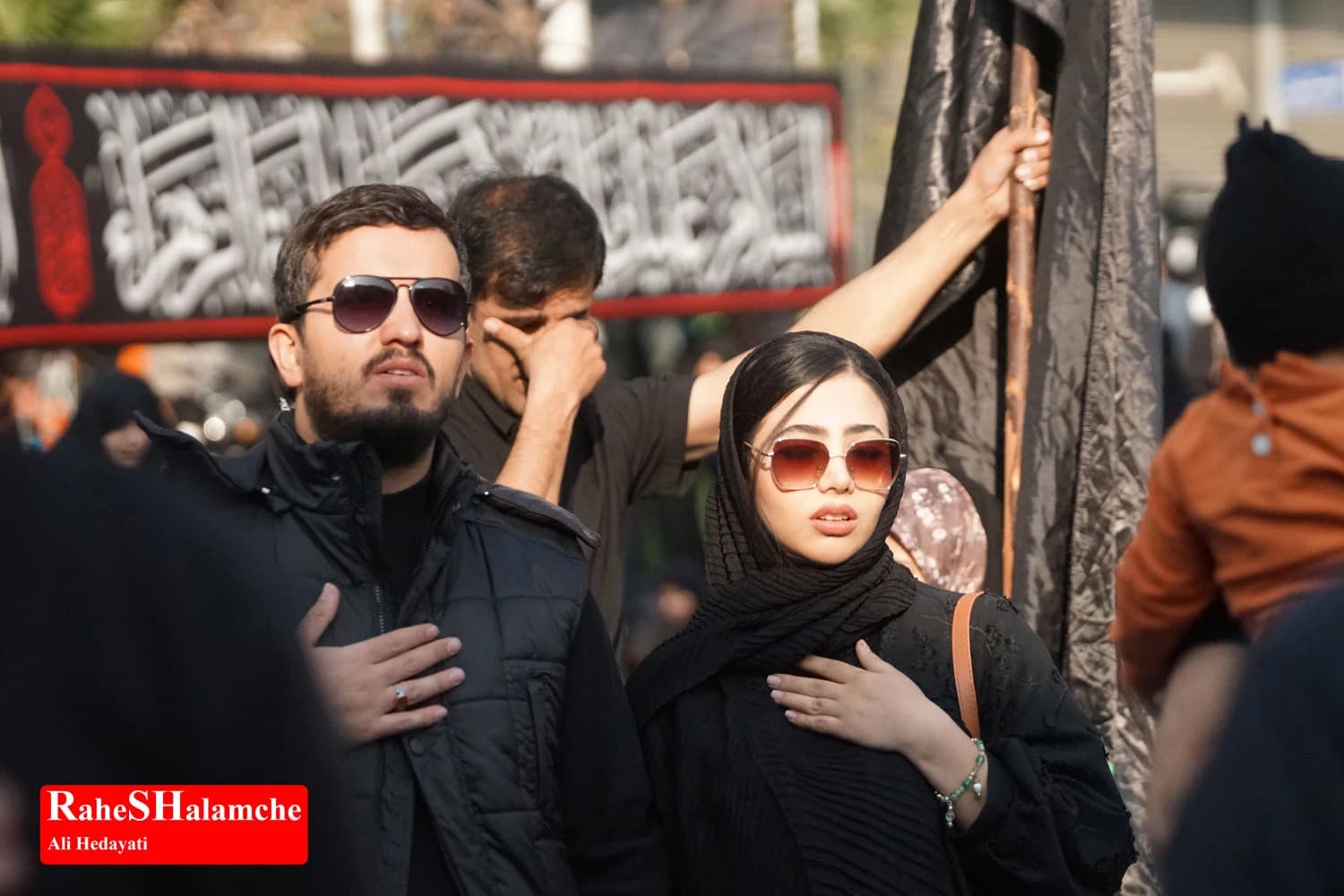 مراسم عزاداری فاطمیون در میدان فاطمی تهران +تصاویر — تصویر 36