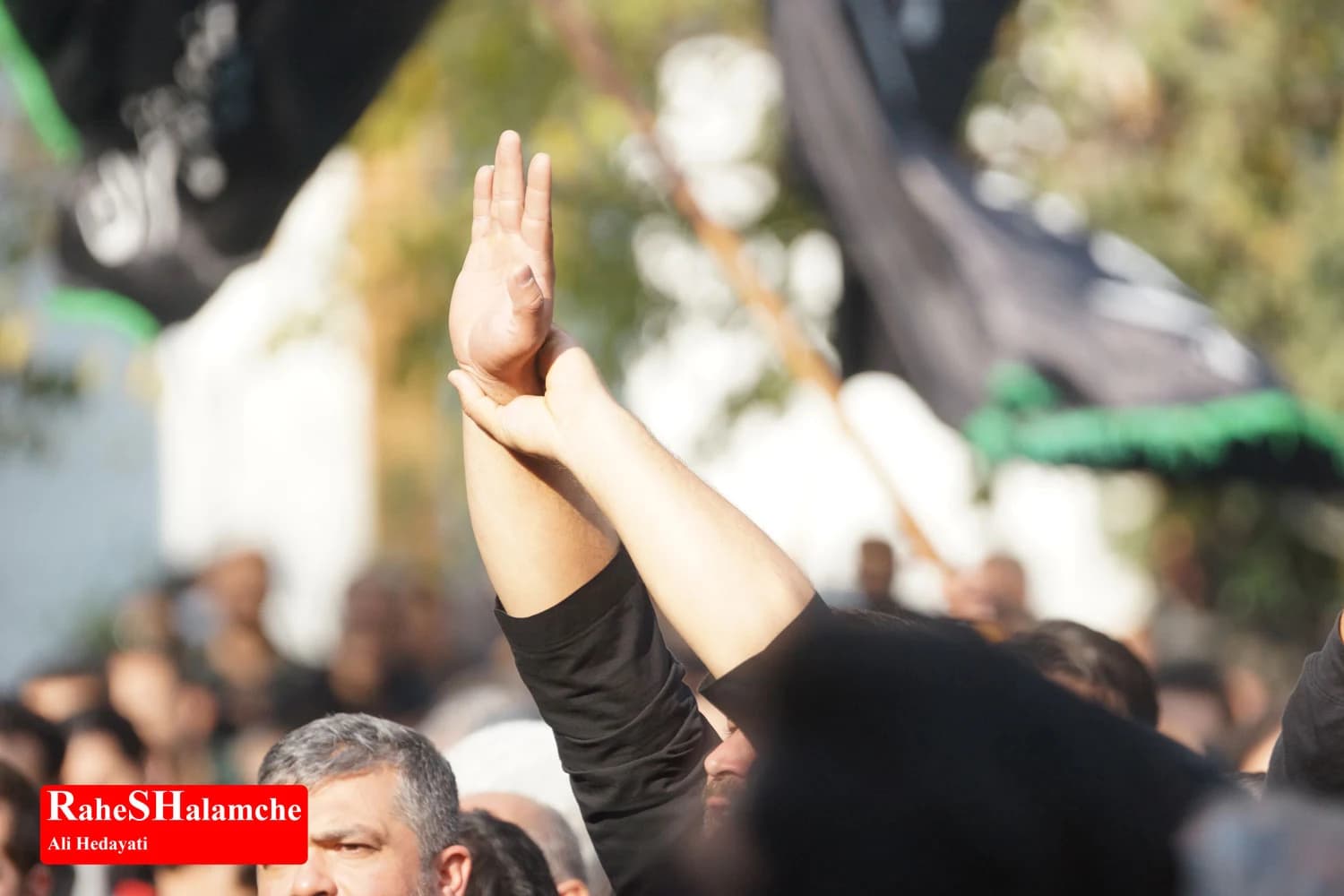 مراسم عزاداری فاطمیون در میدان فاطمی تهران +تصاویر — تصویر 22
