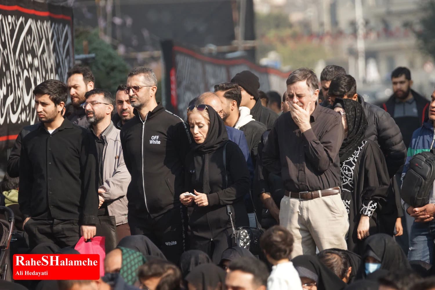 مراسم عزاداری فاطمیون در میدان فاطمی تهران +تصاویر — تصویر 3