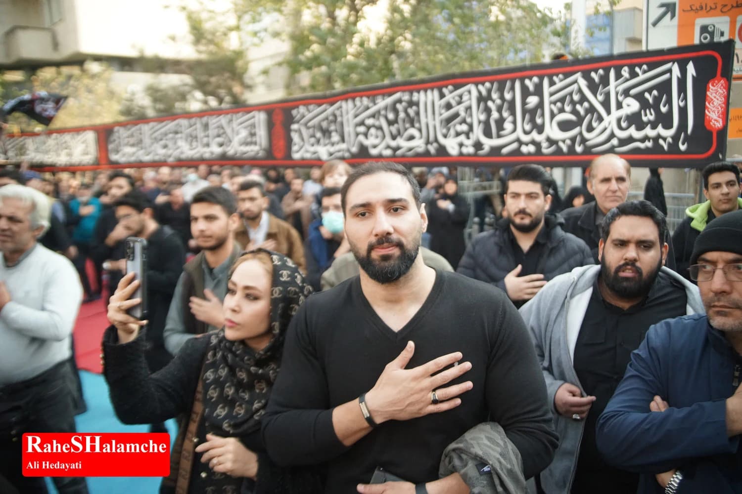 مراسم عزاداری فاطمیون در میدان فاطمی تهران +تصاویر — تصویر 29