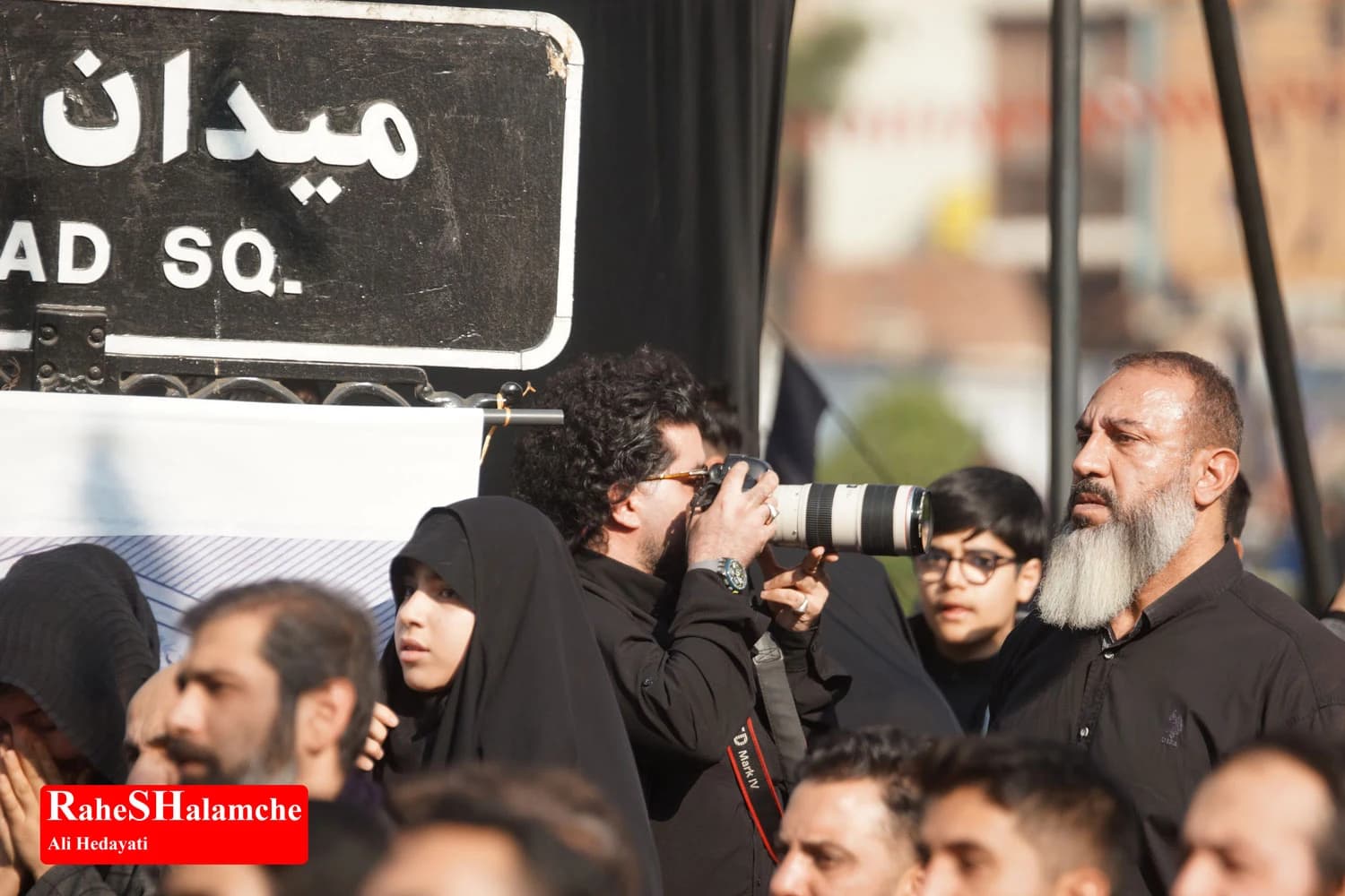 مراسم عزاداری فاطمیون در میدان فاطمی تهران +تصاویر — تصویر 21