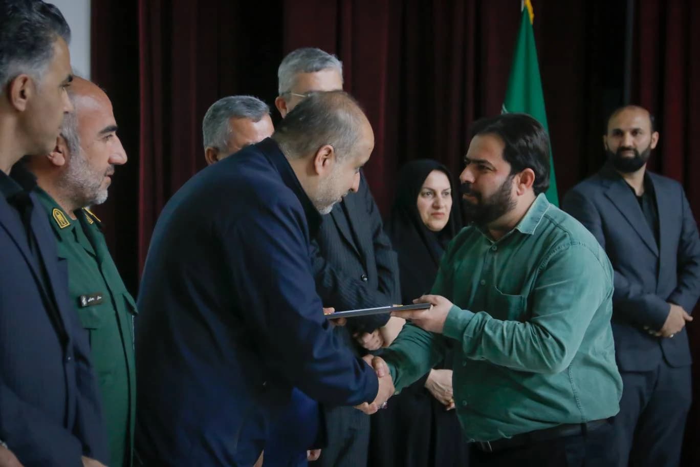 خضریان: اگر نسل محروم وارد سیاستگذاری نشود، کشور گرفتار فاصله طبقاتی میشود — تصویر 1