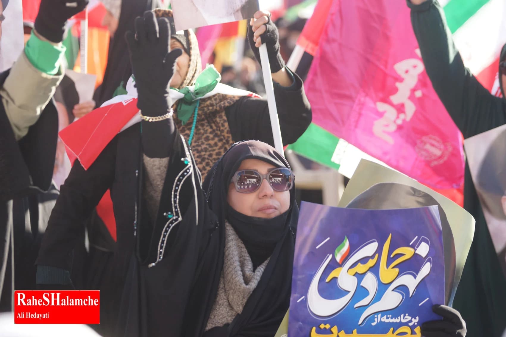 حضور پرشور مردم در مراسم گرامیداشت 9 دی +تصاویر — تصویر 8