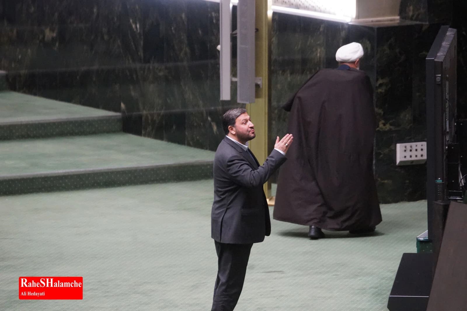 صحن علنی مجلس شورای اسلامی- 10 دی 1404 +تصاویر — تصویر 14