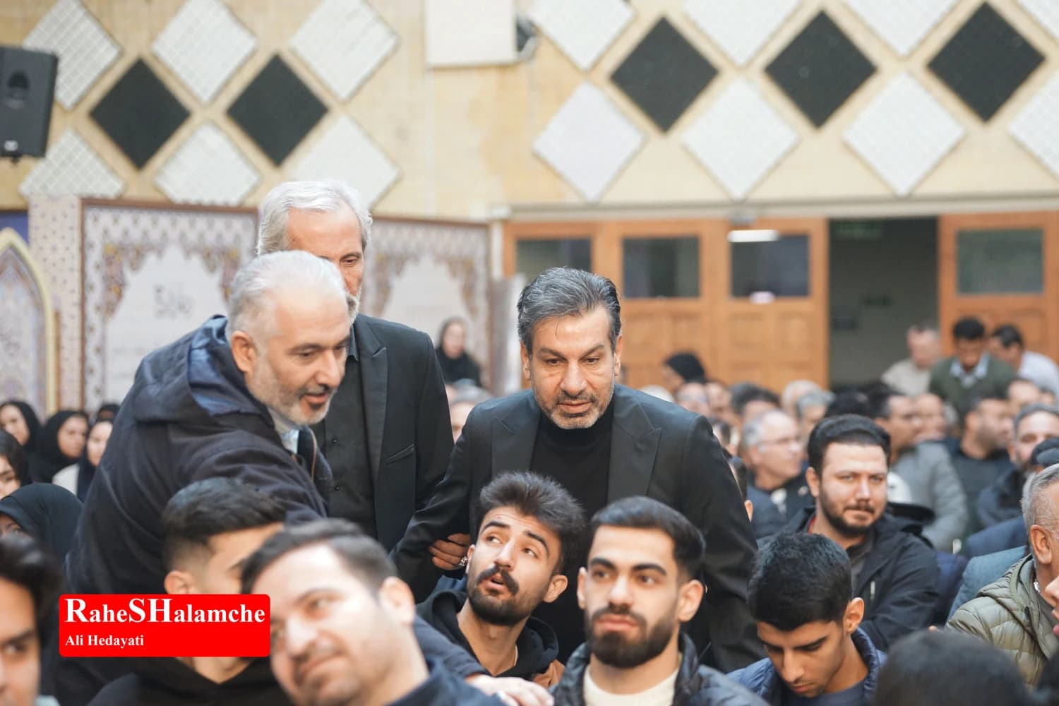 مراسم تجدید میثاق جامعه ورزش با شهدای انقلاب +تصاویر — تصویر 5