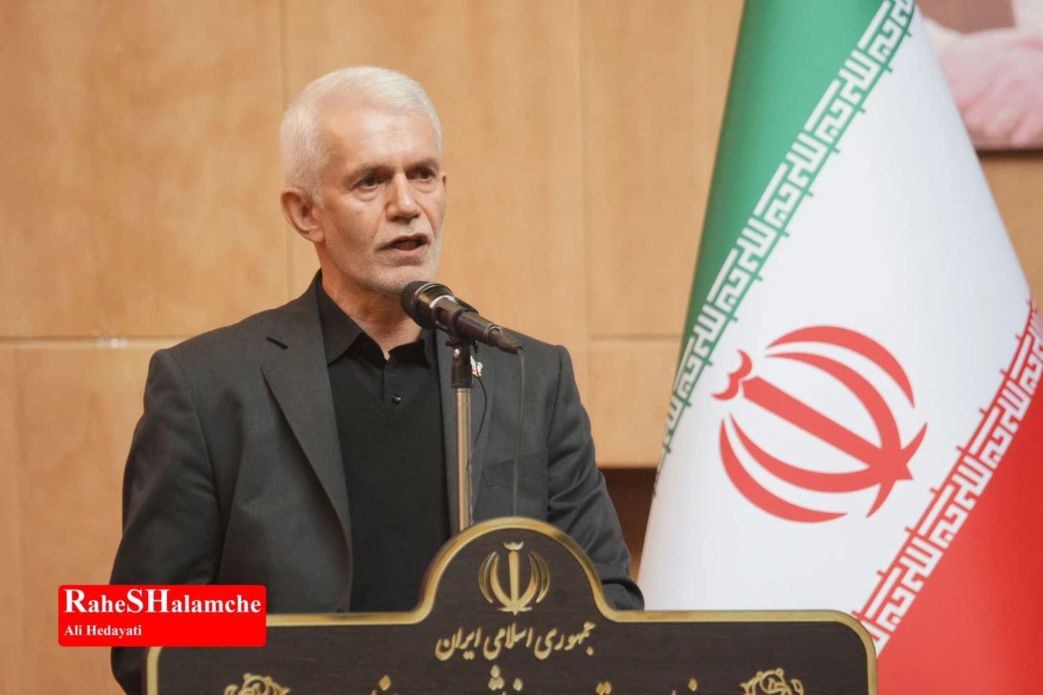 مراسم تجدید میثاق جامعه ورزش با شهدای انقلاب +تصاویر — تصویر 19