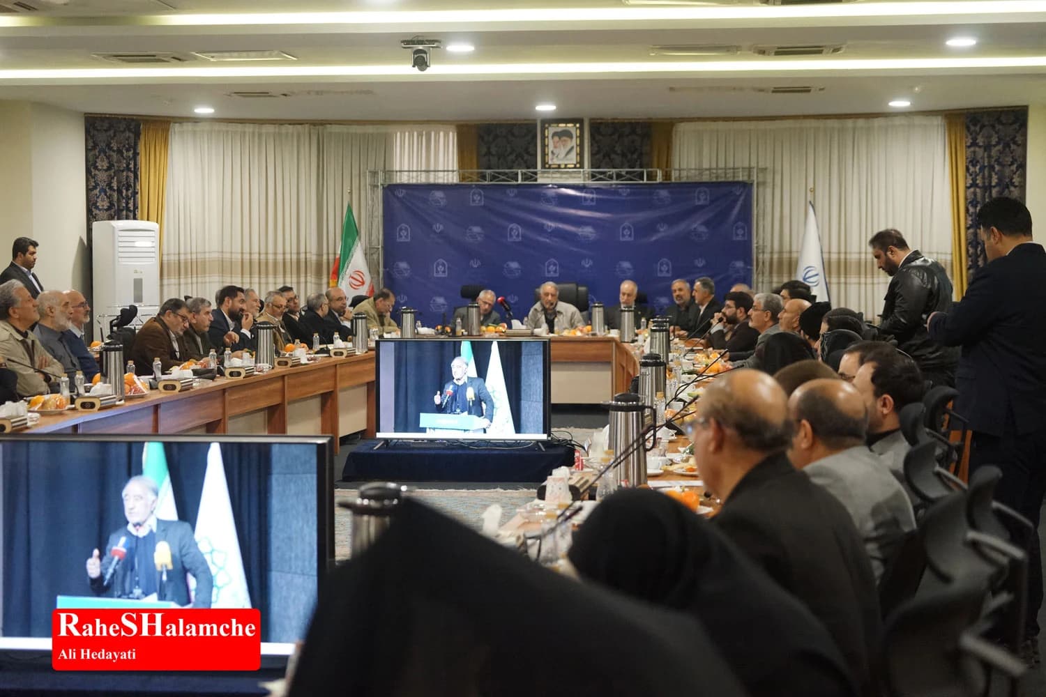 گردهمایی دبیرانکل احزاب انقلابی +تصاویر — تصویر 31