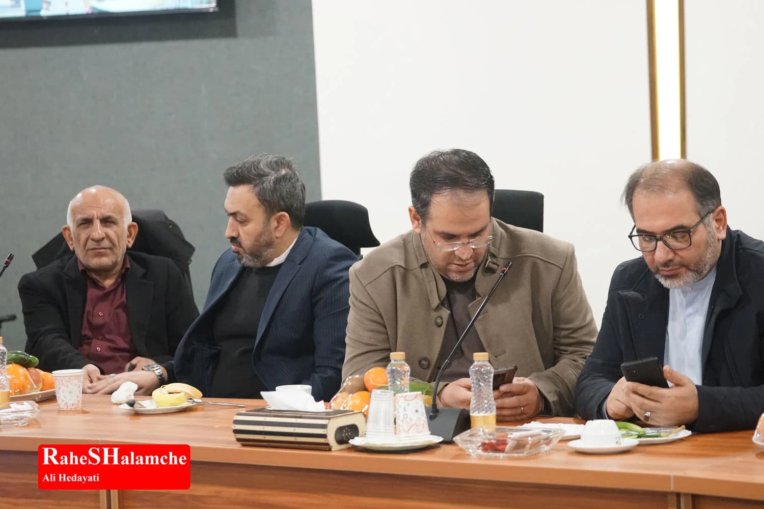 گردهمایی دبیرانکل احزاب انقلابی +تصاویر — تصویر 11