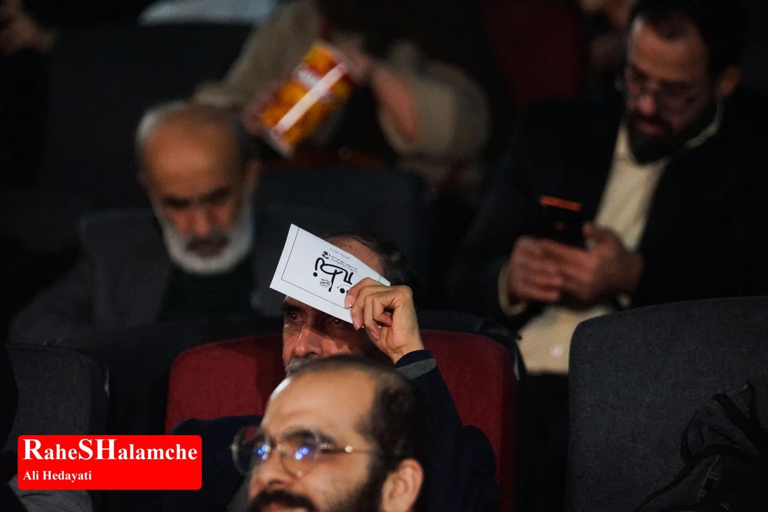 شب طنز انقلاب اسلامی +تصاویر — تصویر 21