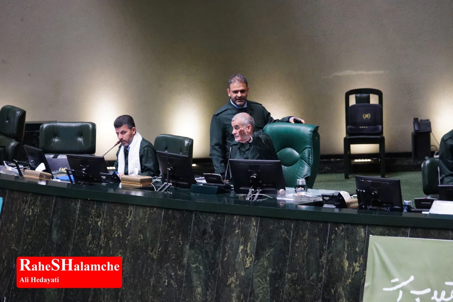 نمایندگان سبزپوش در مجلس +تصاویر — تصویر 22