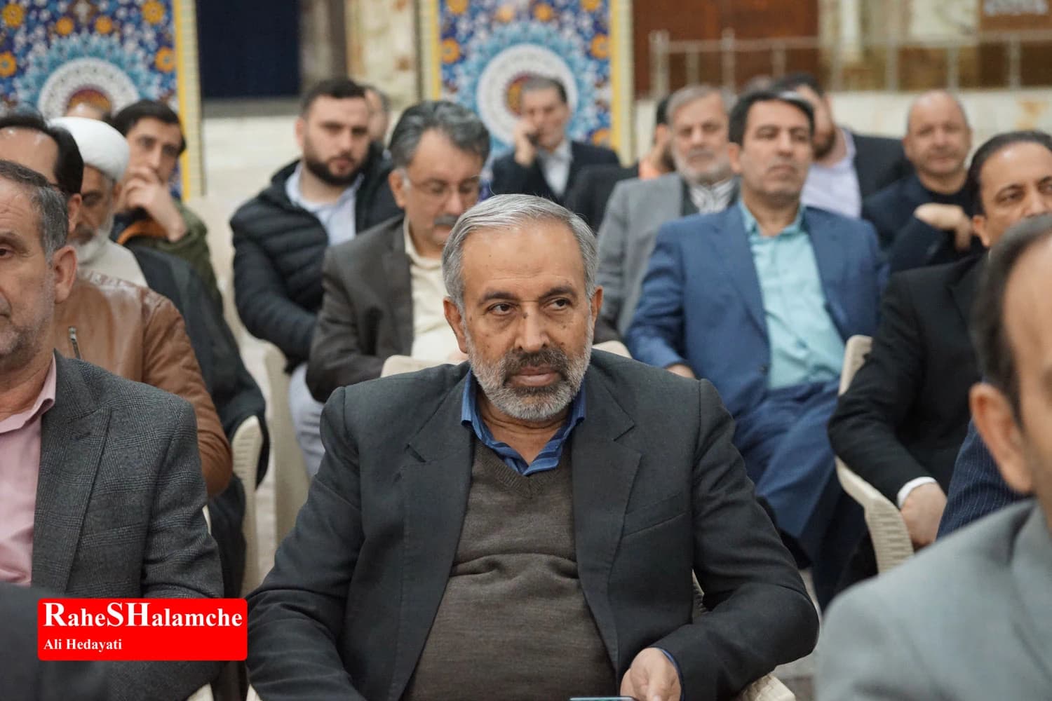 حاشیه مراسم تجدید میثاق نمایندگان مجلس با رهبر کبیر انقلاب در حرم امام خمینی +تصاویر1 — تصویر 43