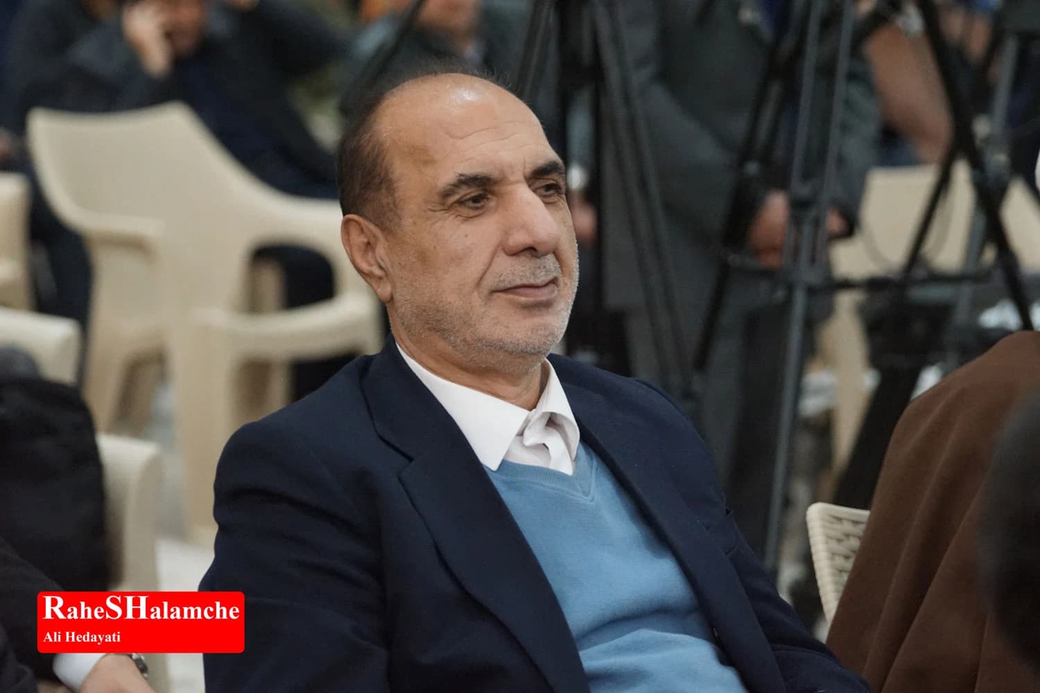حاشیه مراسم تجدید میثاق نمایندگان مجلس با رهبر کبیر انقلاب در حرم امام خمینی +تصاویر 2 — تصویر 24