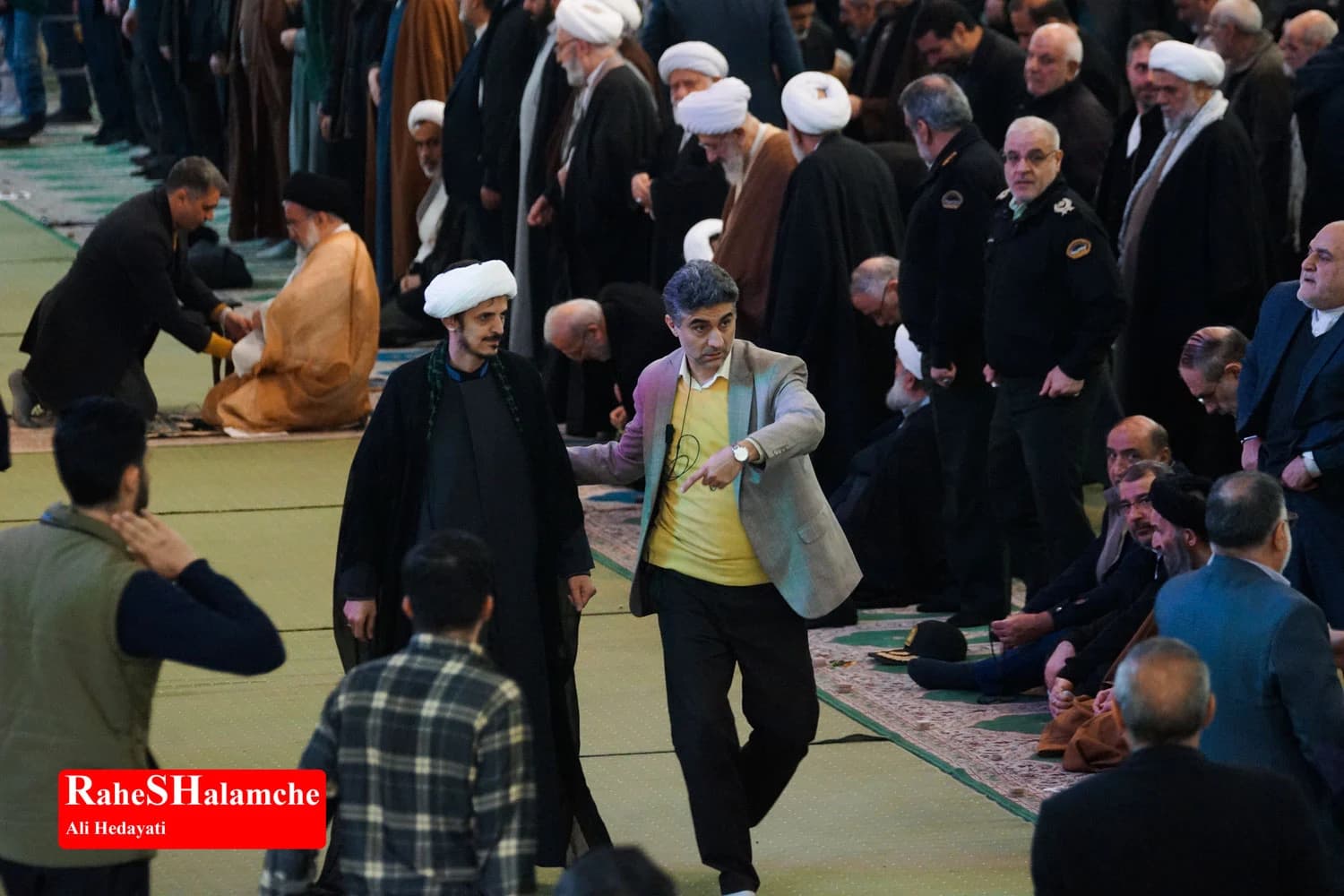نماز جمعه تهران- 17 بهمن 1404 +تصاویر — تصویر 53