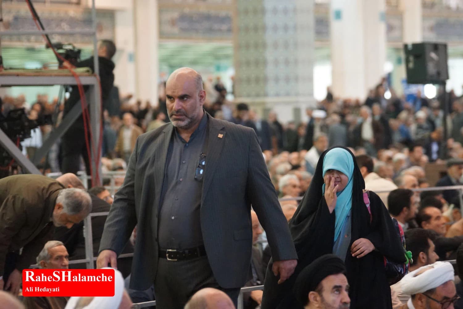 اولین نماز جمعه تهران در ماه رمضان 1404 +تصاویر — تصویر 19