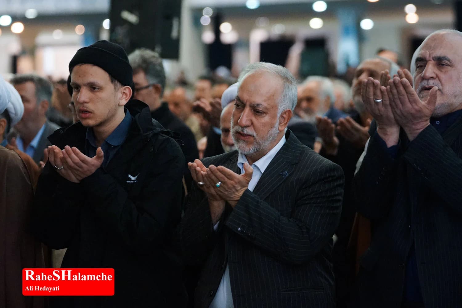 اولین نماز جمعه تهران در ماه رمضان 1404 +تصاویر — تصویر 56
