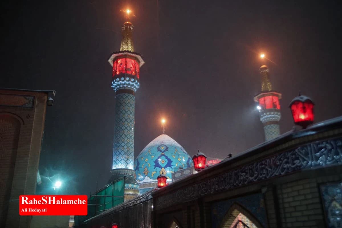 مراسم شب قدر در امامزاده صالح و میدان انقلاب تهران +تصاویر — تصویر 1