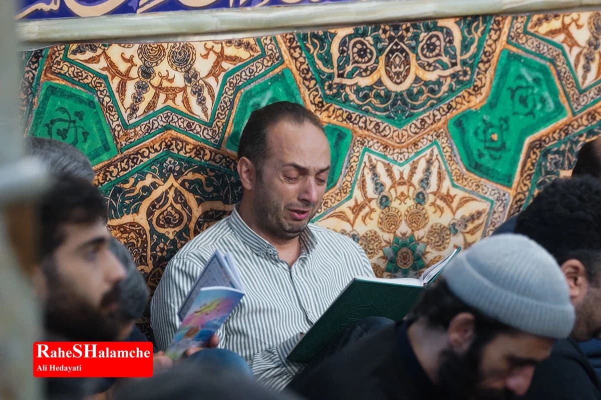 مراسم شب قدر در امامزاده صالح و میدان انقلاب تهران +تصاویر — تصویر 9