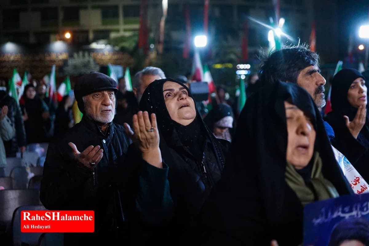 شب قدر بیستوسوم با حضور شهید جنگ رمضان در میدان ولیعصر(عج) +تصاویر — تصویر 4