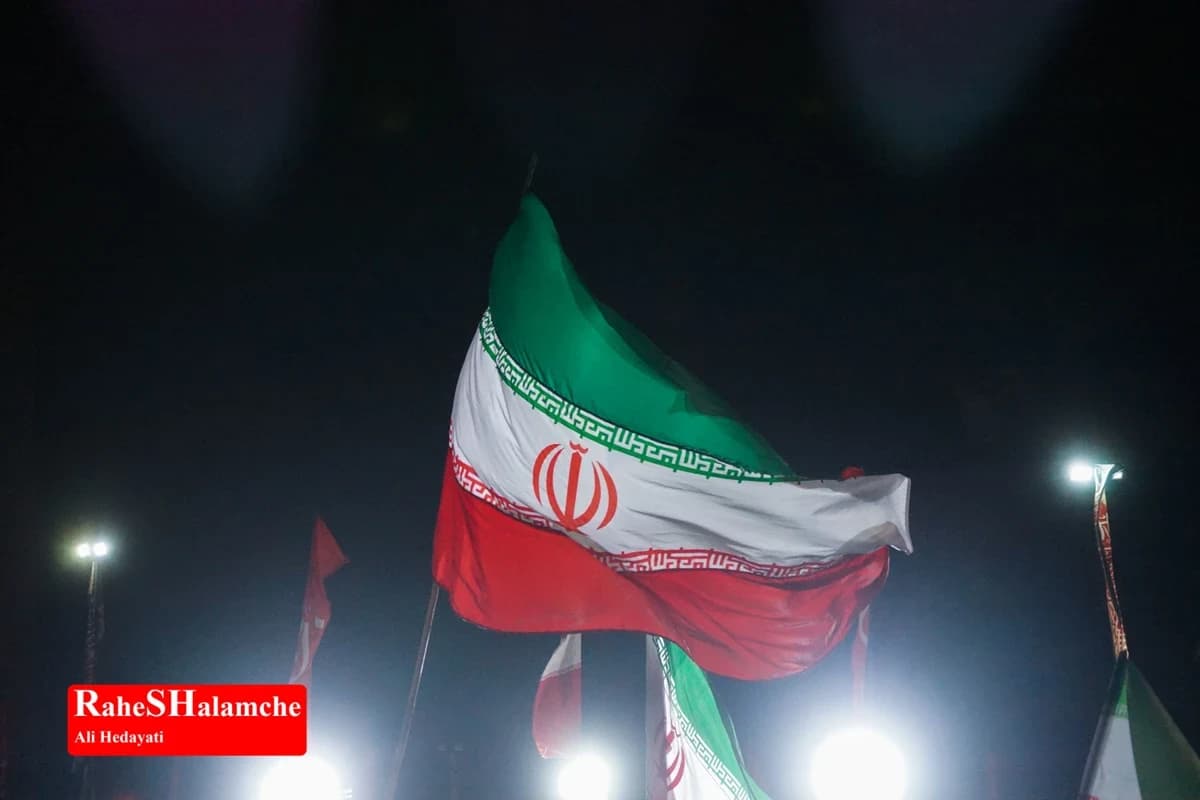 شب قدر بیستوسوم با حضور شهید جنگ رمضان در میدان ولیعصر(عج) +تصاویر — تصویر 61