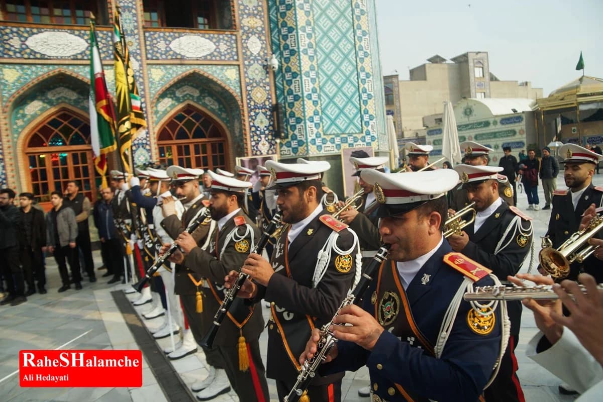 پیکر دریادار شمخانی در امامزاده صالح(ع) آرام گرفت +تصاویر — تصویر 17