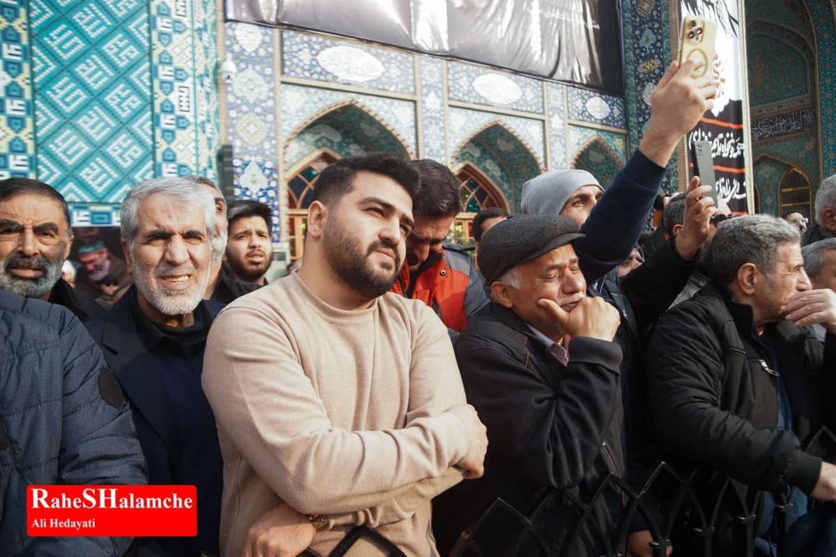 پیکر دریادار شمخانی در امامزاده صالح(ع) آرام گرفت +تصاویر — تصویر 30
