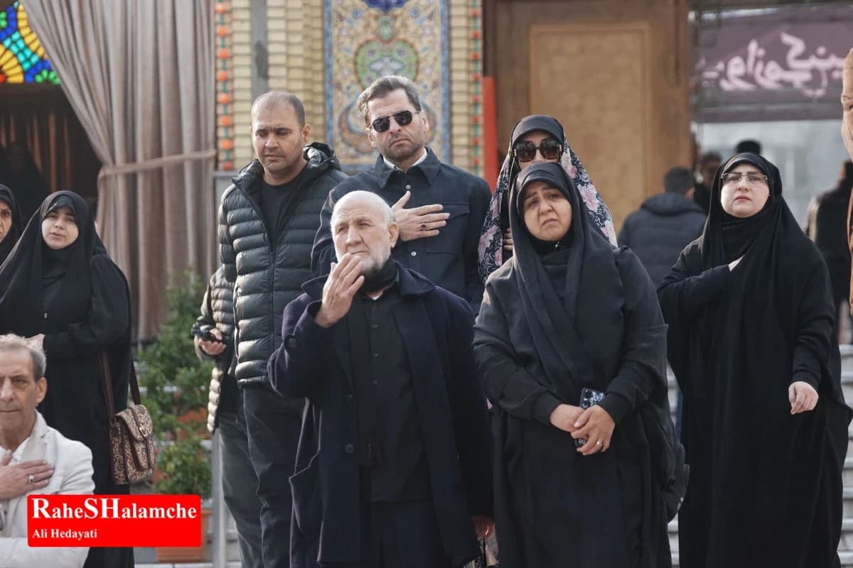 پیکر دریادار شمخانی در امامزاده صالح(ع) آرام گرفت +تصاویر — تصویر 51