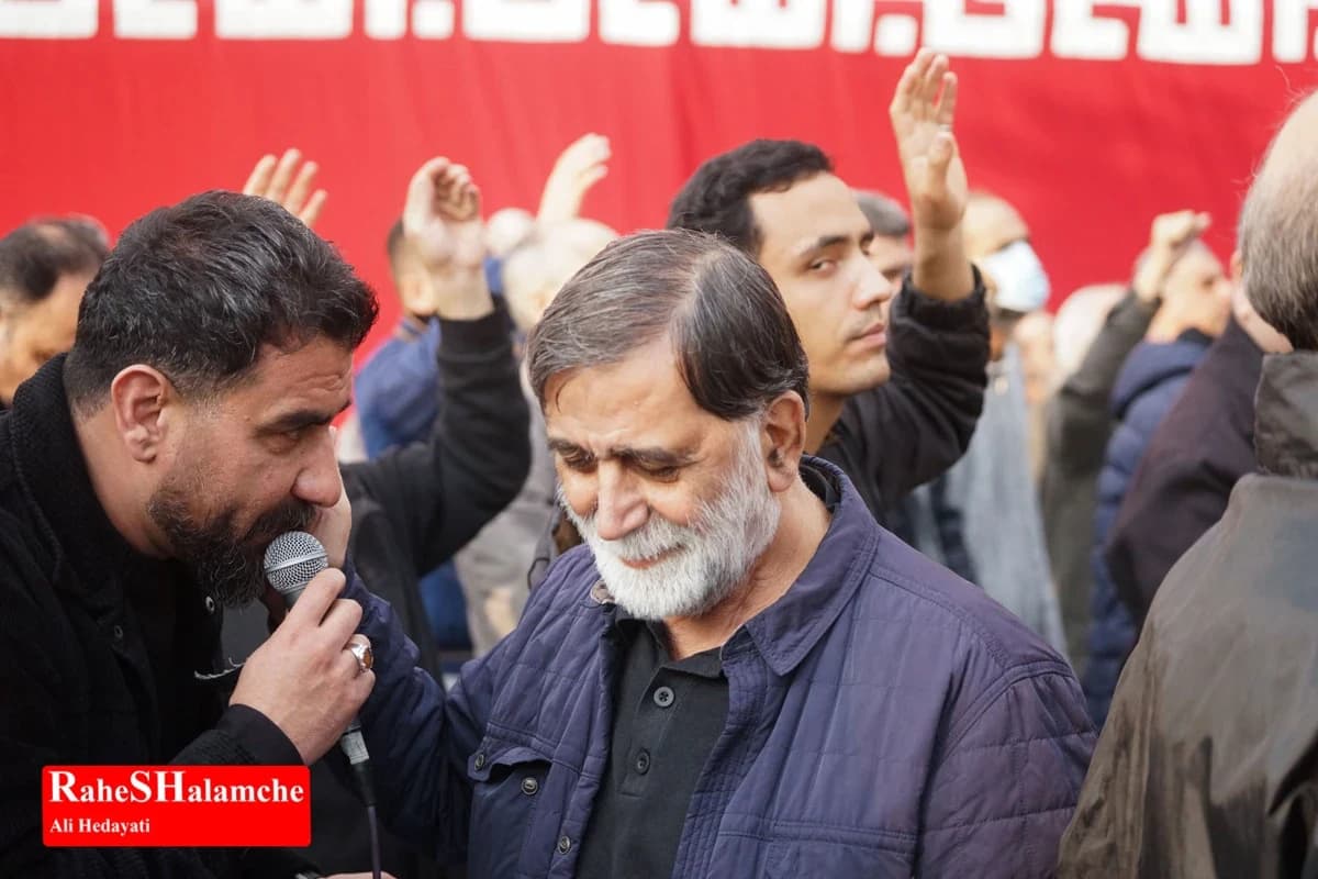 پیکر دریادار شمخانی در امامزاده صالح(ع) آرام گرفت +تصاویر — تصویر 63
