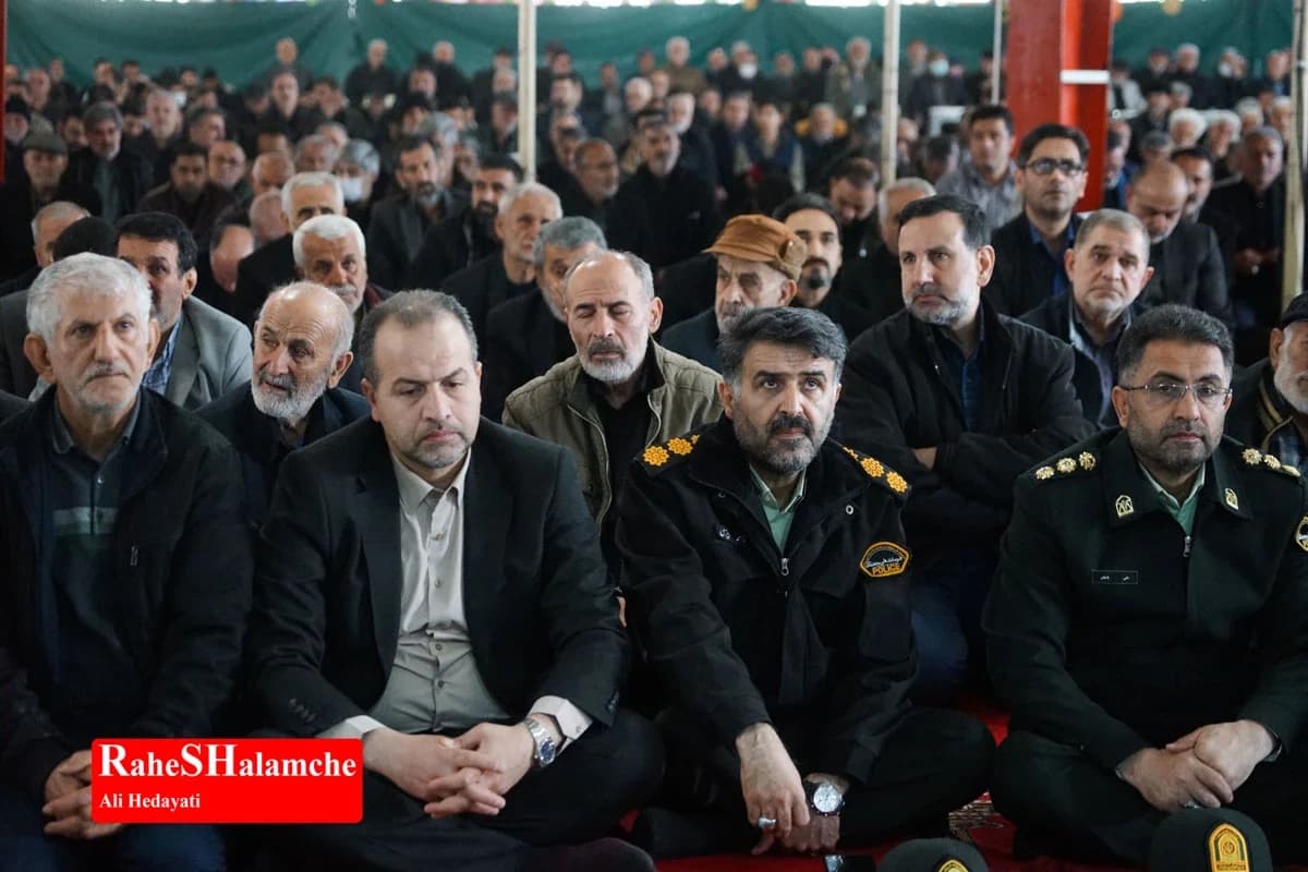 برگزاری اقامه نماز عید فطر و تشییع شهید در بابل +تصاویر — تصویر 37