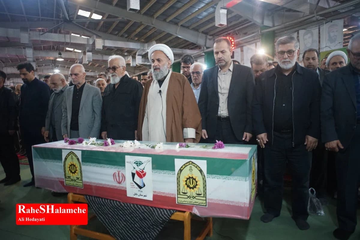 برگزاری اقامه نماز عید فطر و تشییع شهید در بابل +تصاویر — تصویر 43