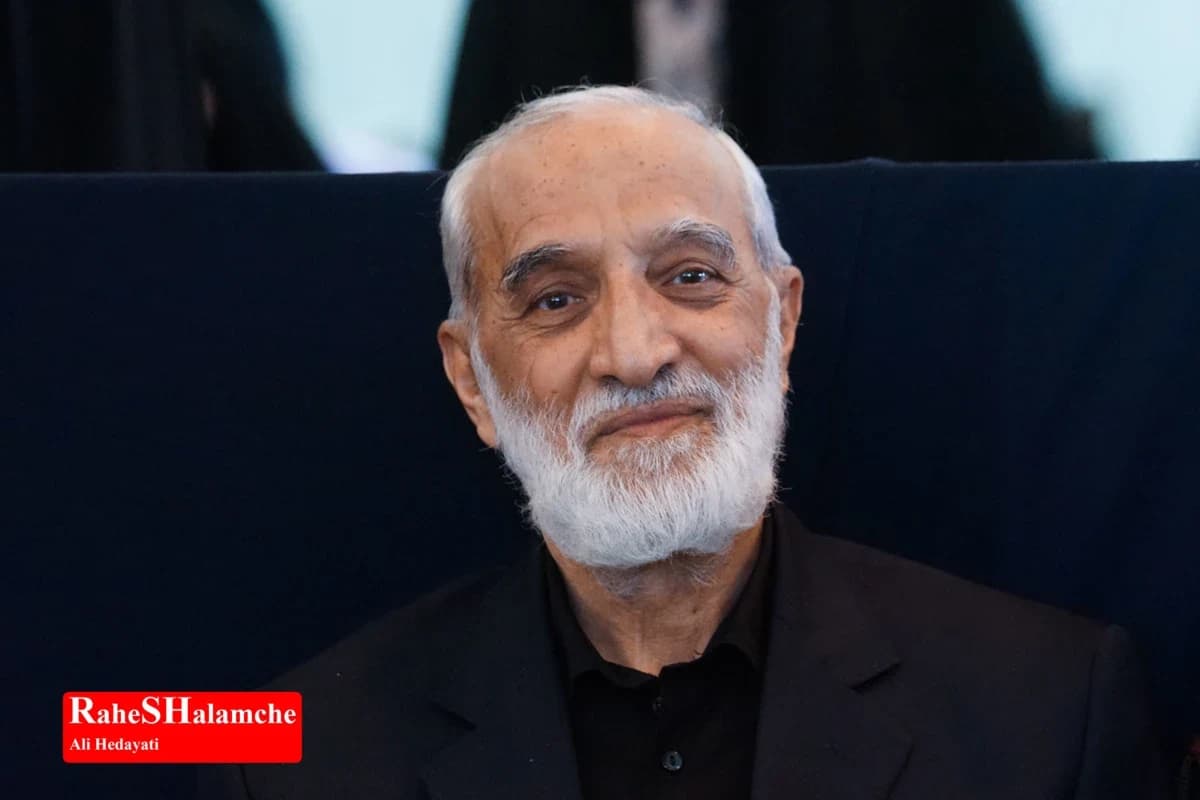 دومین نماز جمعه سال جدید در تهران برگزار شد +تصاویر — تصویر 2