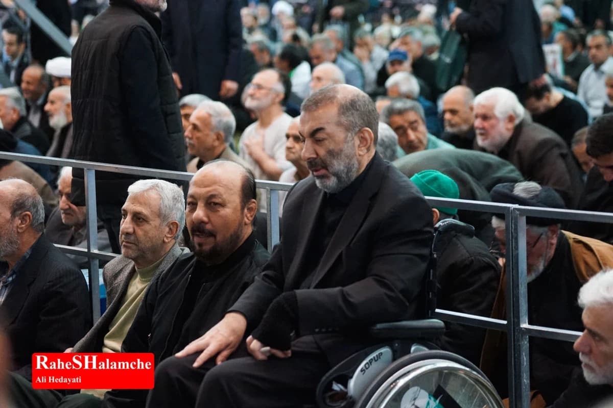 دومین نماز جمعه سال جدید در تهران برگزار شد +تصاویر — تصویر 19