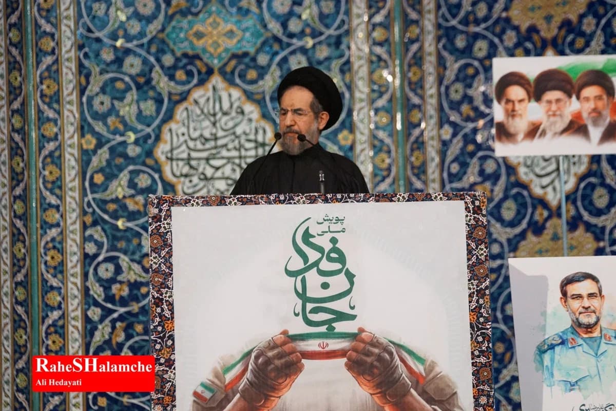دومین نماز جمعه سال جدید در تهران برگزار شد +تصاویر — تصویر 36