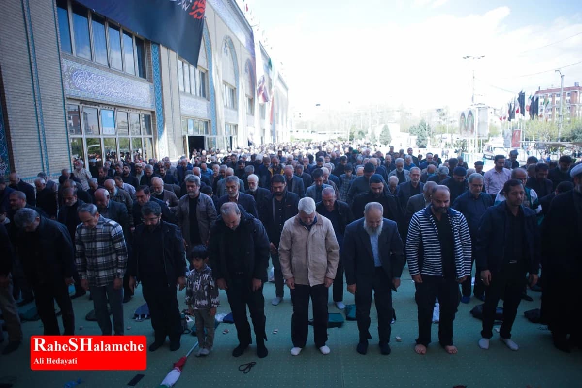 دومین نماز جمعه سال جدید در تهران برگزار شد +تصاویر — تصویر 56