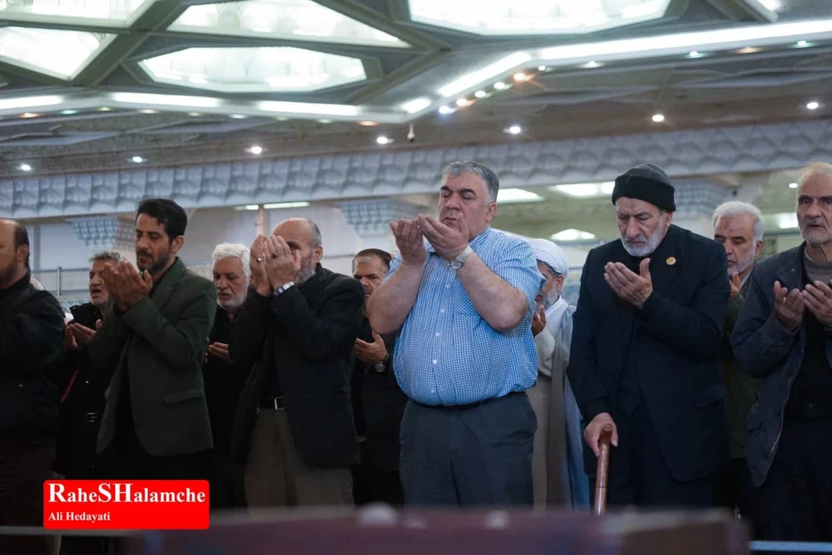دومین نماز جمعه سال جدید در تهران برگزار شد +تصاویر — تصویر 55