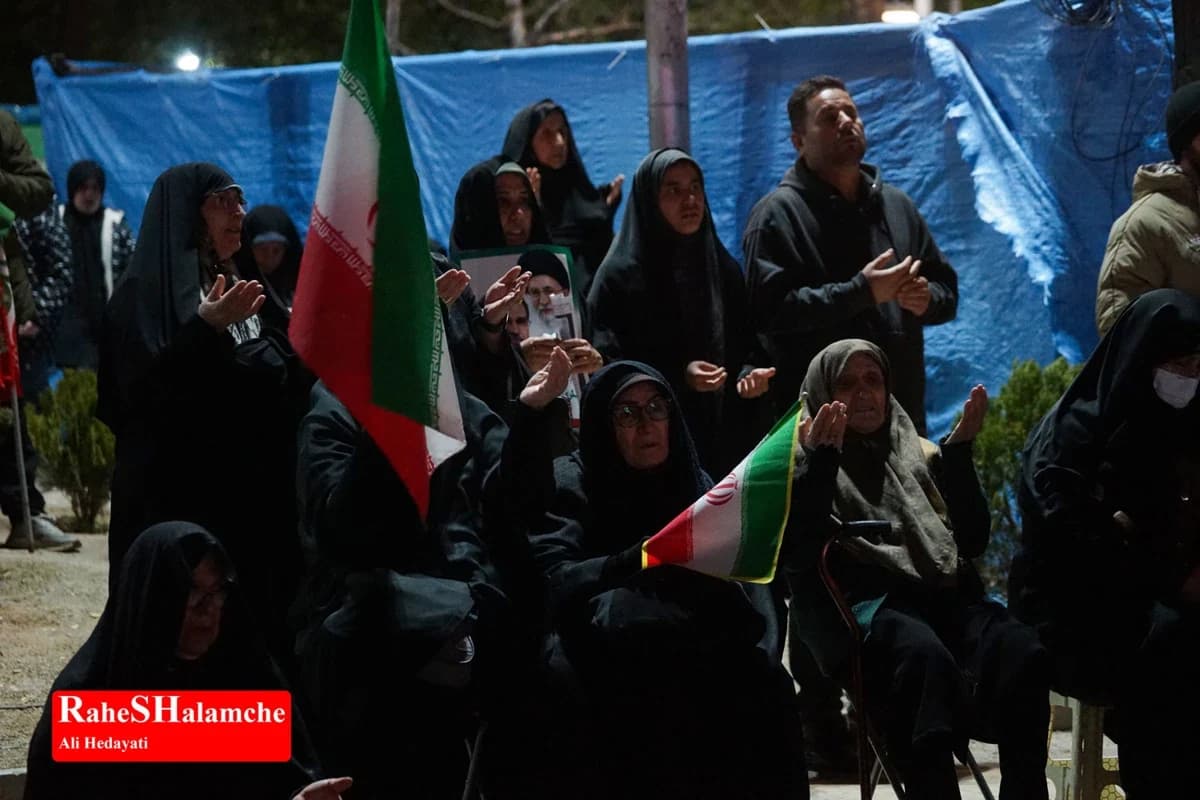 اجتماع سیوهفتمین شب مردم نارمک تهران در میدان هفتحوض +تصاویر — تصویر 2