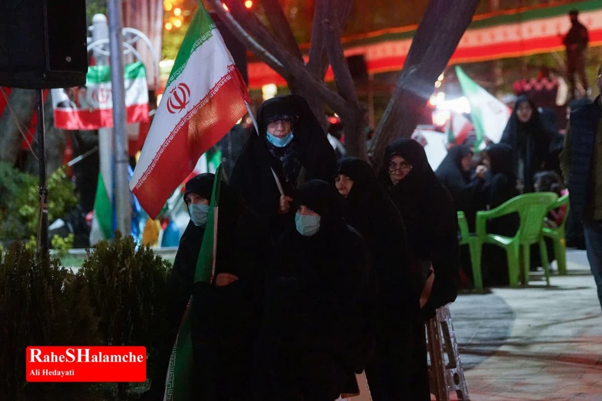 اجتماع سیوهفتمین شب مردم نارمک تهران در میدان هفتحوض +تصاویر — تصویر 5