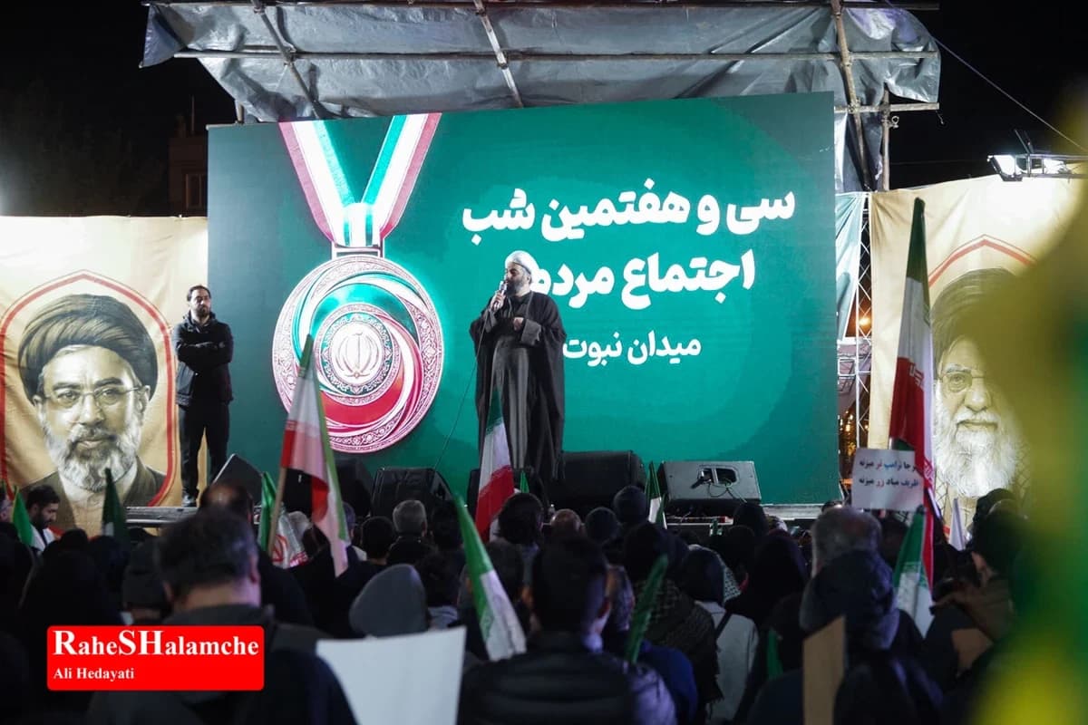 اجتماع سیوهفتمین شب مردم نارمک تهران در میدان هفتحوض +تصاویر — تصویر 14