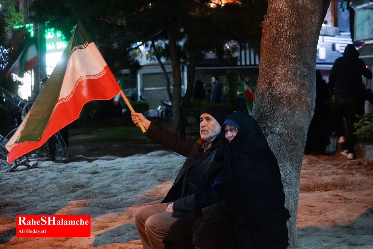 اجتماع سیوهفتمین شب مردم نارمک تهران در میدان هفتحوض +تصاویر — تصویر 25