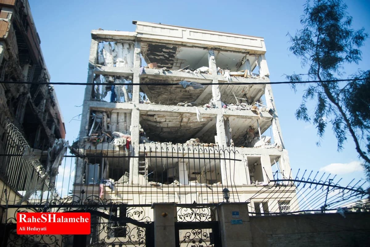 گزارش تصویری از آثار حملات موشکی در دانشگاه شریف و منازل مسکونی — تصویر 13