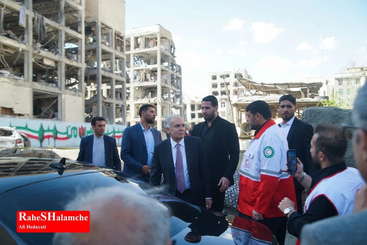 گزارش تصویری از آثار حملات موشکی در دانشگاه شریف و منازل مسکونی — تصویر 18