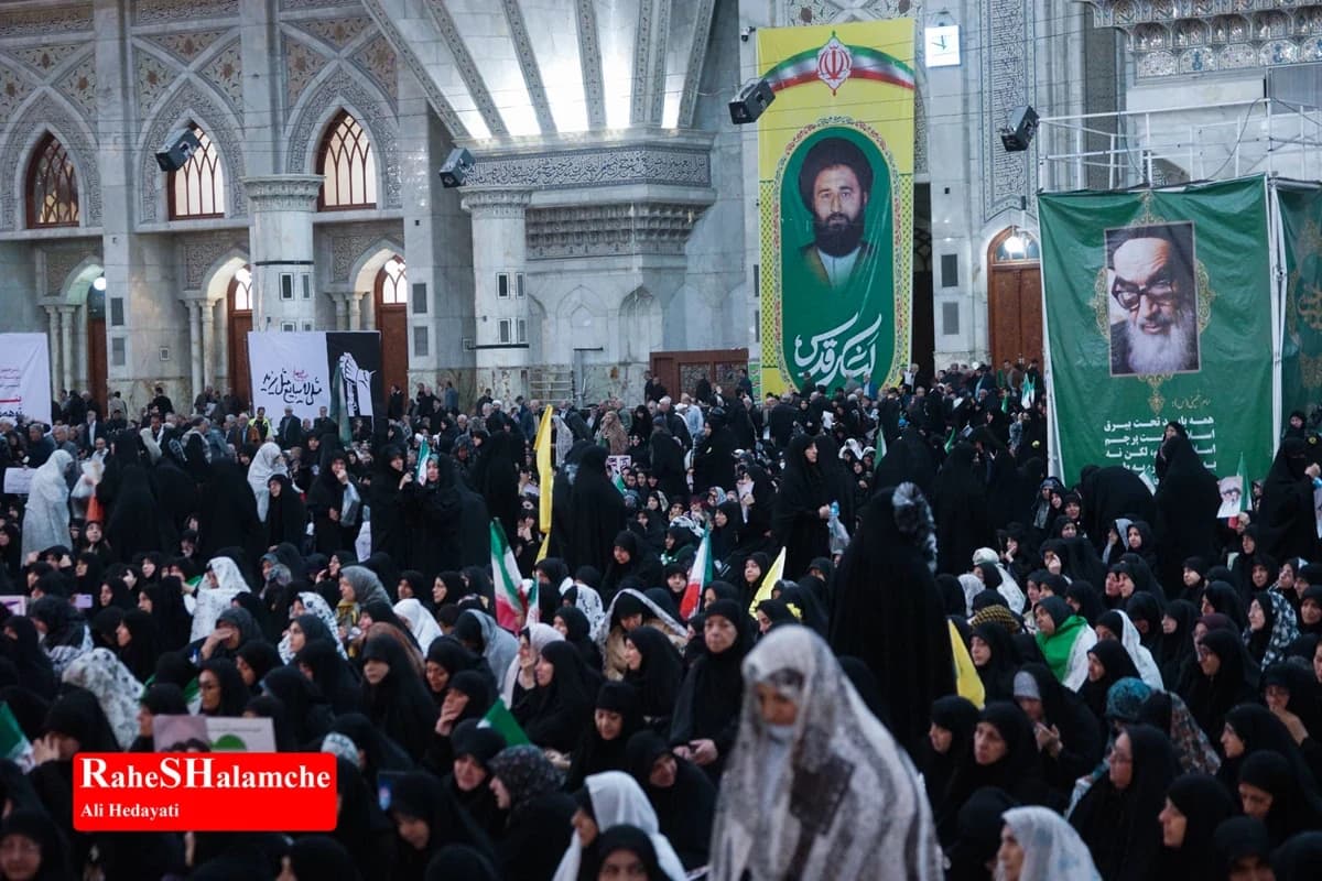 نماز جمعه این هفته تهران در حرم مطهر امام خمینی(ره) برگزار شد +تصاویر — تصویر 33